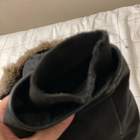 Canada Goose Jacket - Picture 6 of 7